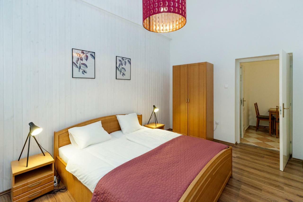 Sophie Apartman Эгер Экстерьер фото